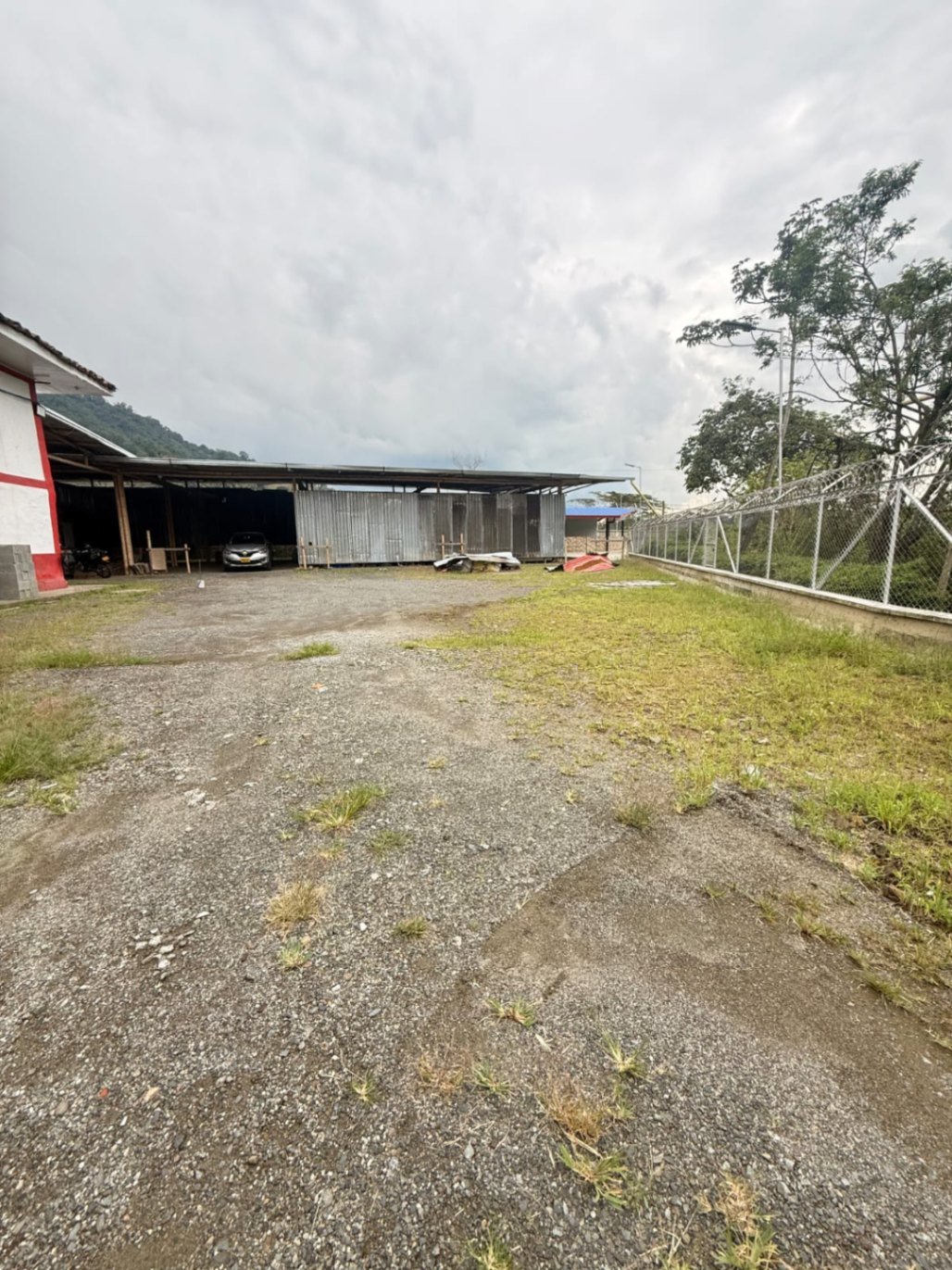 LOTE - BODEGA