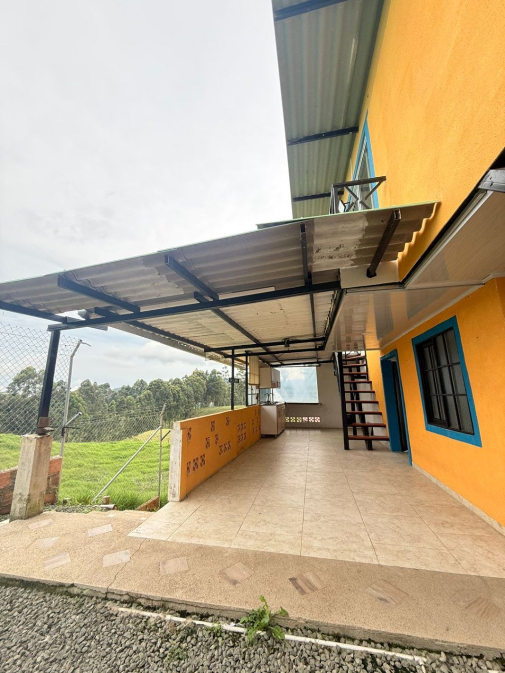 CABAÑA- VIA TERMALES