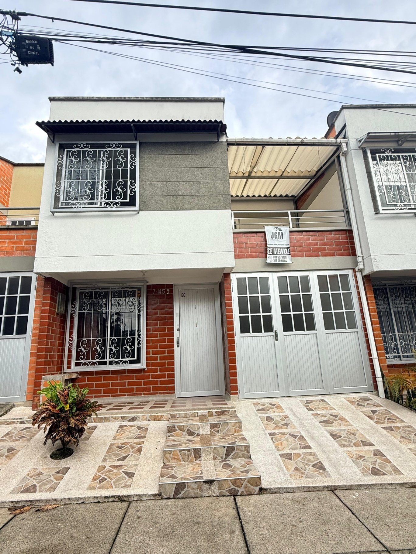 CASA MONTEAROYO